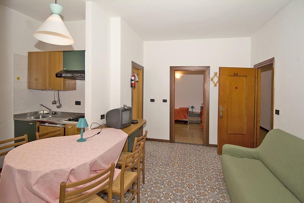 Camping Hotel Au Lac De Como ソーリコ 部屋 写真